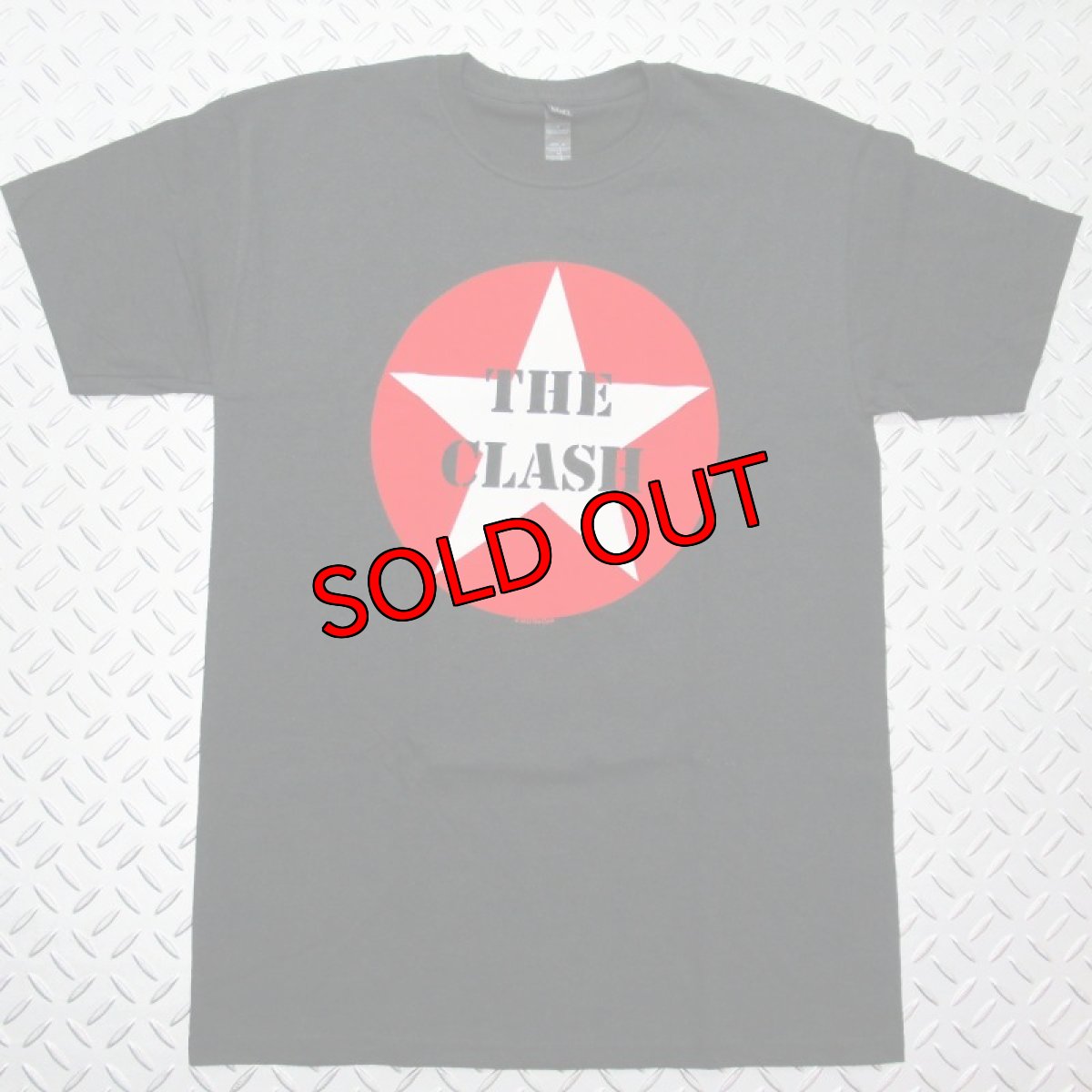 画像1: 【再入荷】オフィシャル バンドTシャツ：THE CLASH Star Badge ブラック (1)