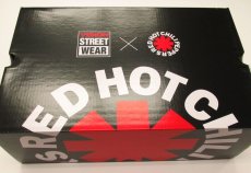 画像4: ヴィジョンストリートウェア Canvas HI スニーカー RED HOT CHILI PEPPERS 限定コラボモデル レッド (4)