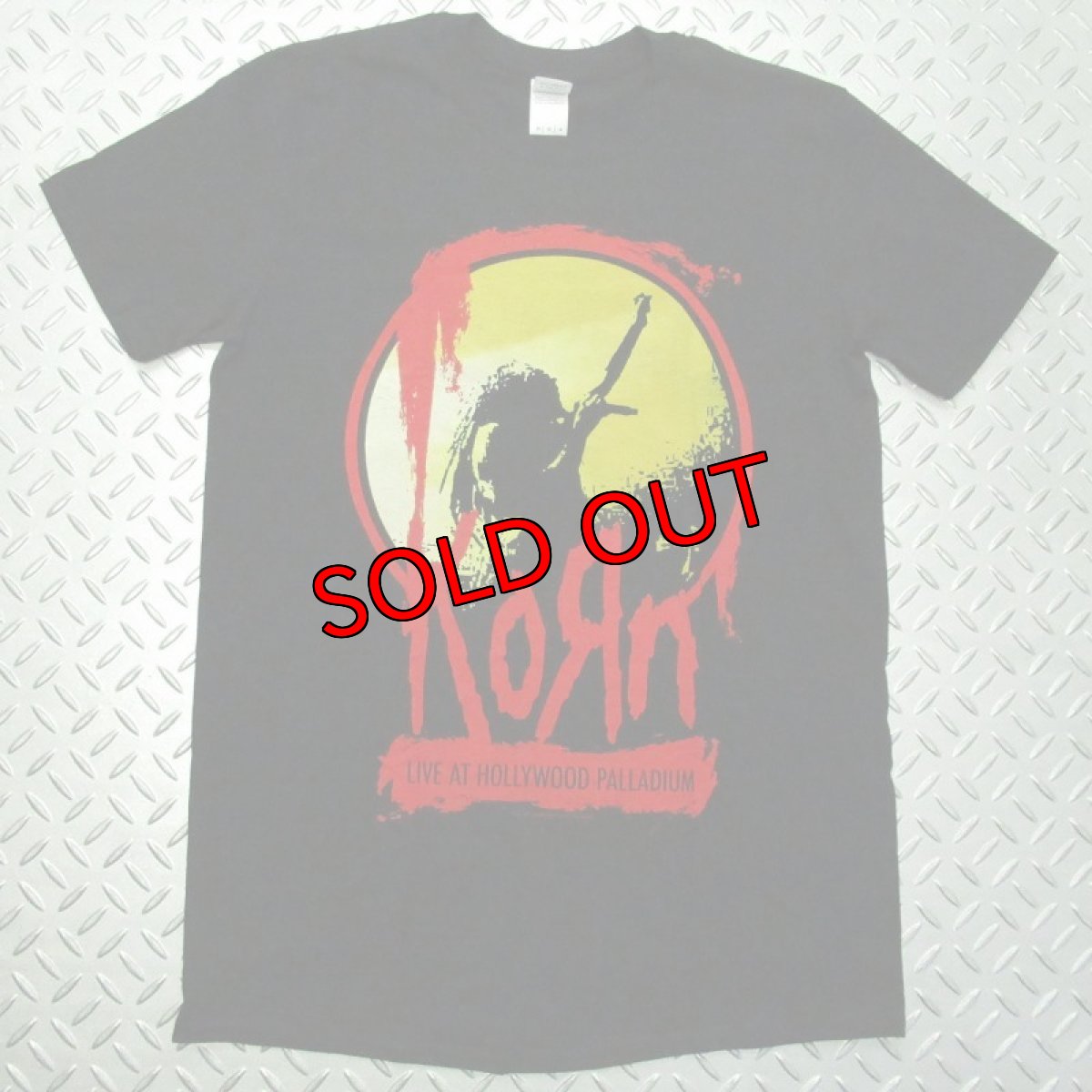 画像1: オフィシャル バンドTシャツ：コーン KORN STAGE ブラック (1)