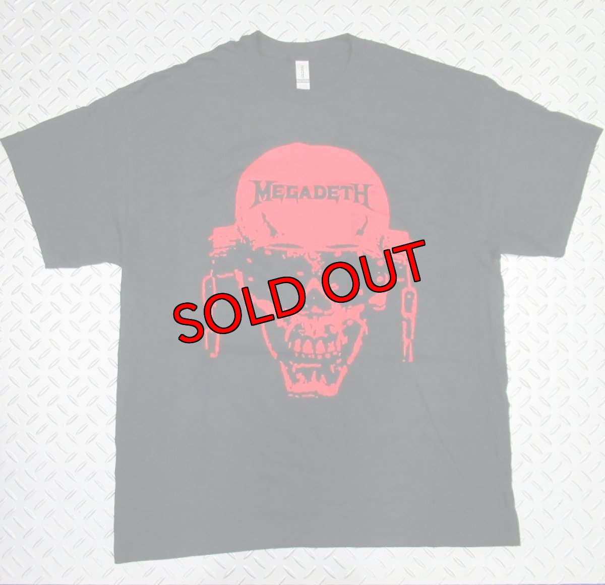 画像1: オフィシャル バンドTシャツ：メガデス MEGADETH Vic Hi-Contrast Red ブラック (1)