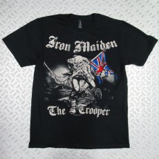 画像1: 【再入荷】オフィシャル バンドTシャツ：アイアンメイデン IRON MAIDEN Sketched Trooper ブラック (1)