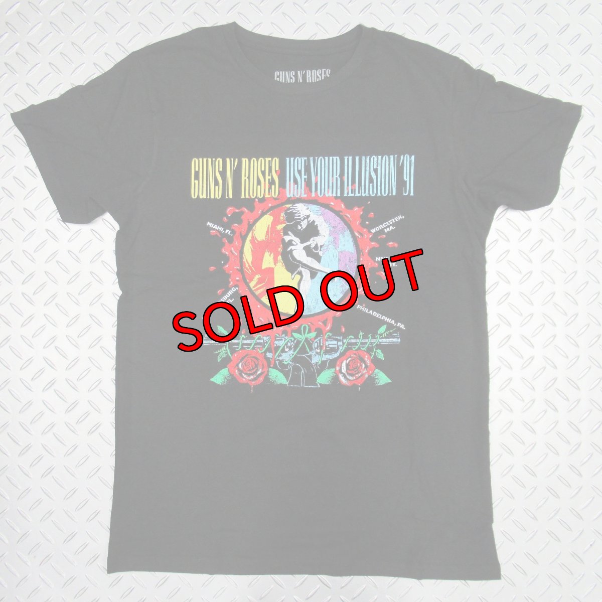 画像1: 【再入荷】オフィシャル バンドTシャツ：ガンズアンドローゼス GUNS N' ROSES Use Your Illusion Circle Splat ブラック (1)