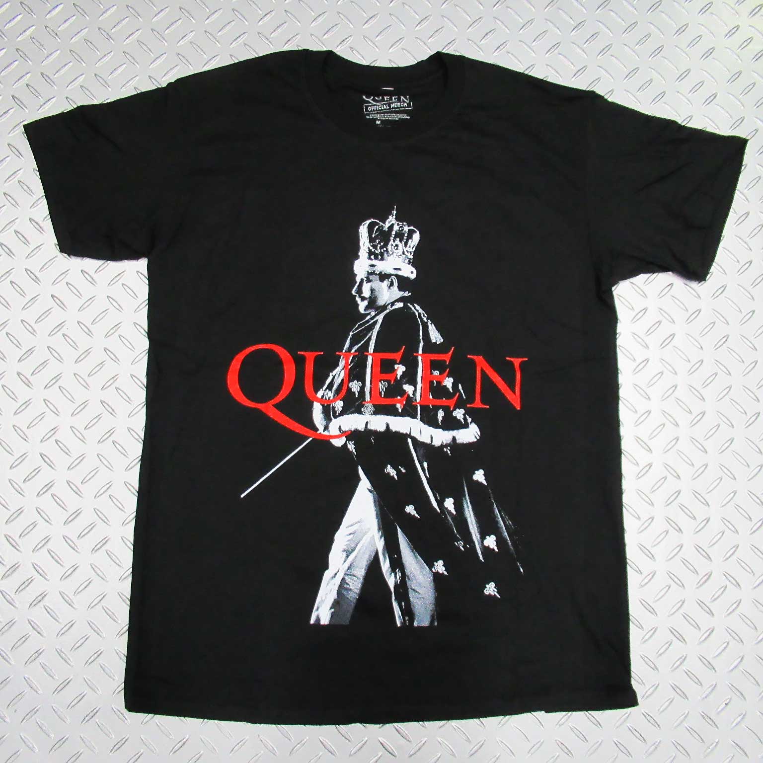 バンドＴシャツとワッペンが入荷しました☆